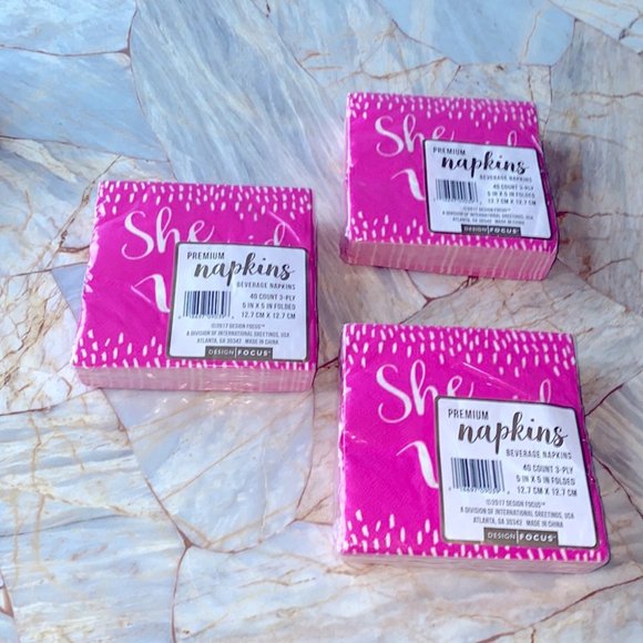 DESIGN FOCUS Pink 'She Said Yes' Cocktail Napkins 40 count - Picture 2 of 5